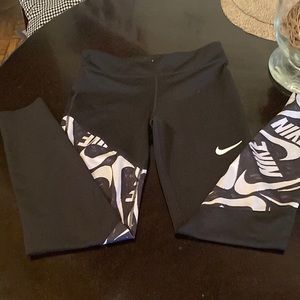 Black and white leggings